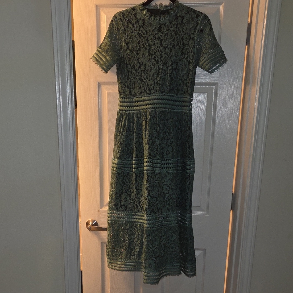 Elegant Green Lace Dress